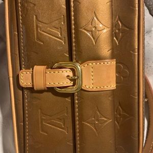 Louis Vuitton Crossbody